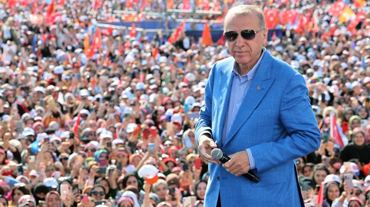 AK Parti'nin İstanbul adayı kim olacak? Hükümete yakınlığıyla bilinen gazeteci, 5 isim sıraladı