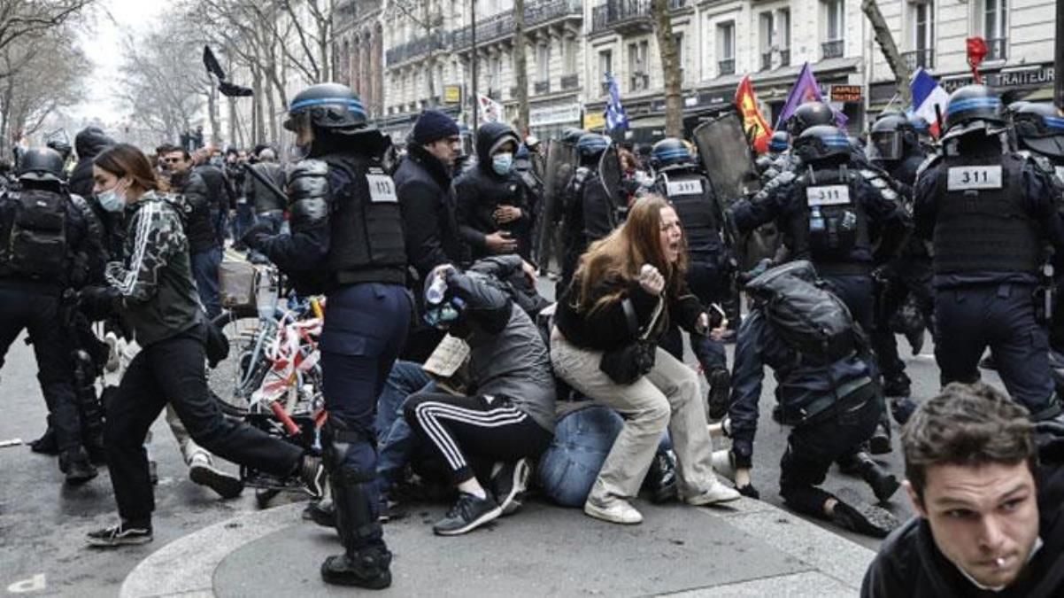 Fransız polisi, protestoculara copla orantısız güç kullandı