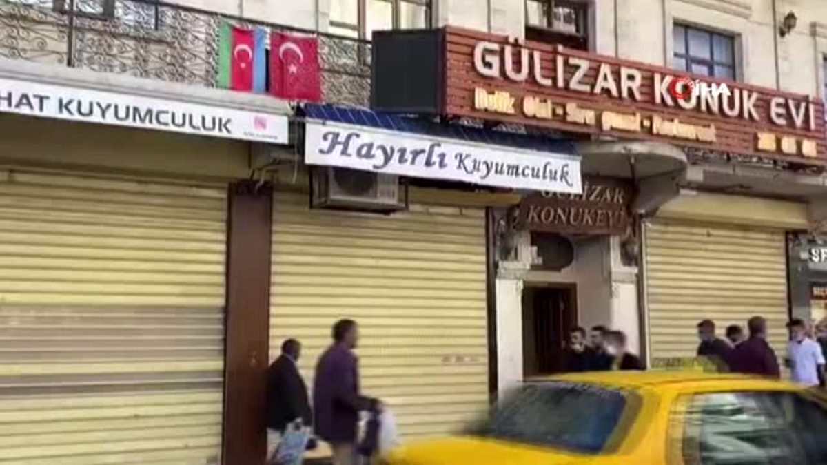 (İSTANBUL)Azerbaycan ordusunun Şuşa kentini alması Türkiye'de sevinçle karşılandı