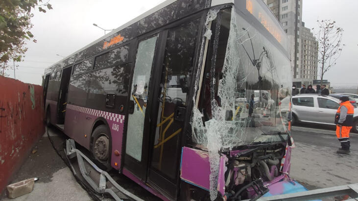 . İstanbul'da feci kaza! İETT otobüsü, kamyon ve iki otomobil...