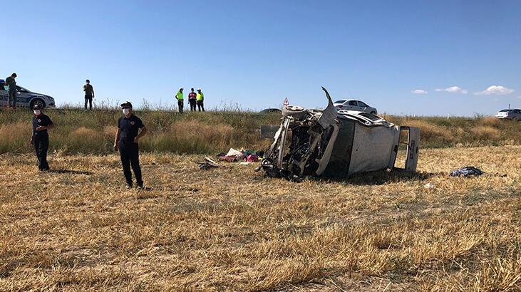 . Kayseri'de feci kaza! 3 ölü, 9 yaralı