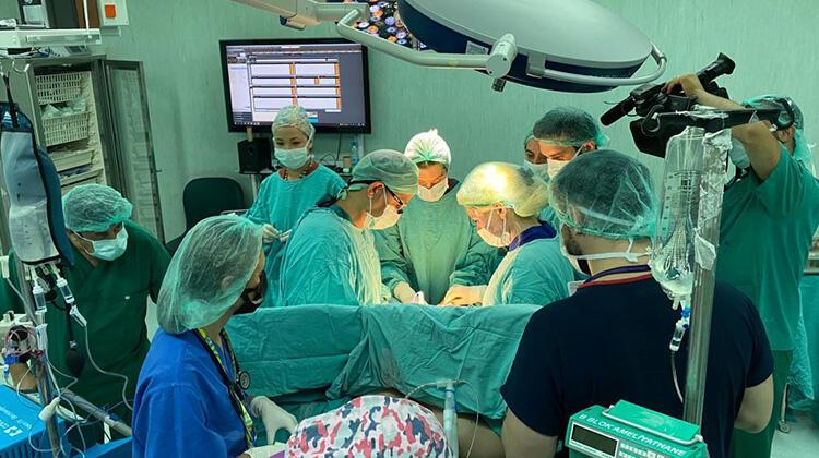 . Türkiye'nin kadavradan ikinci rahim nakli gerçekleştiriliyor