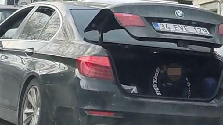  8 yaşlarındaki çocuğu açık bagajda taşıdılar