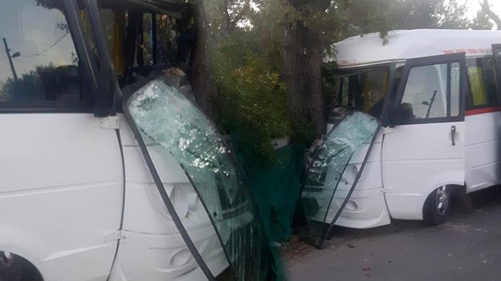  Antalya'da okul servisi, ağaca çarptı! 7'si öğrenci 8 yaralı