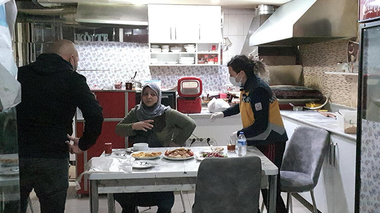  İftar sofrasında eski eşini bıçaklayan şüpheli tutuklandı