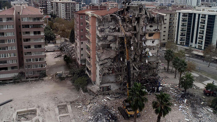  İzmir depremi soruşturması! 22 kişiye gözaltı kararı