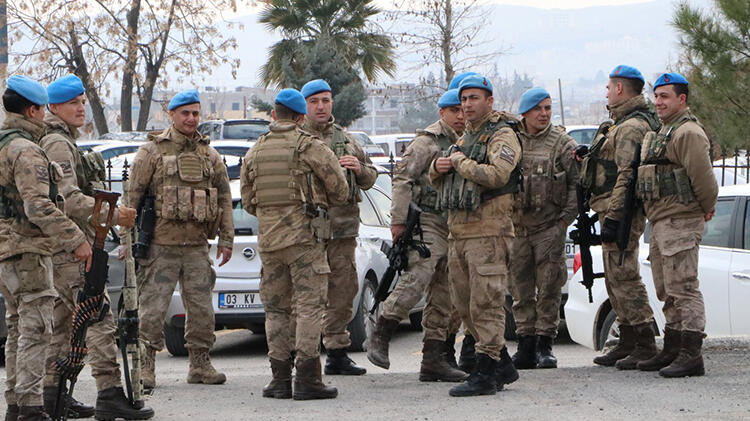  Şanlıurfa’da terör propagandasına 8 gözaltı!