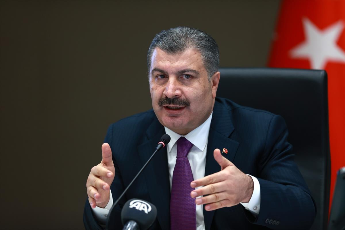  Türkiye'de 15 Ağustos günü koronavirüs nedeniyle 154 kişi vefat etti, 18 bin 847 yeni vaka tespit edildi