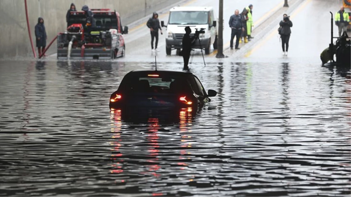13 kent sağanak yağışa teslim! Meteoroloji'den 