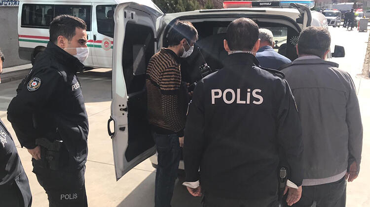 13 kişi gözaltına alındı