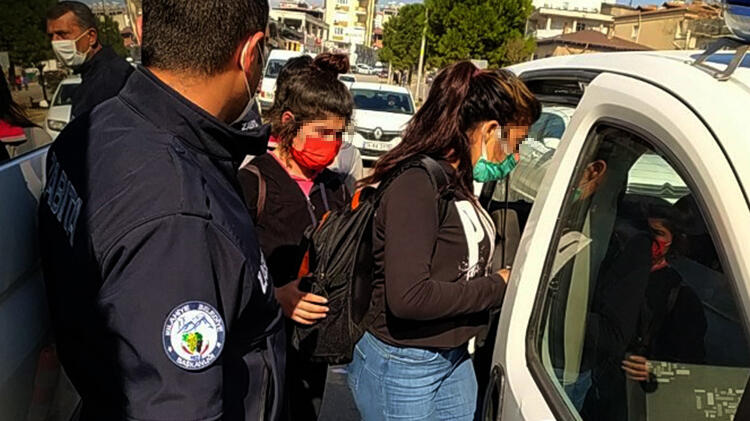 2 kişi böyle yakalandı