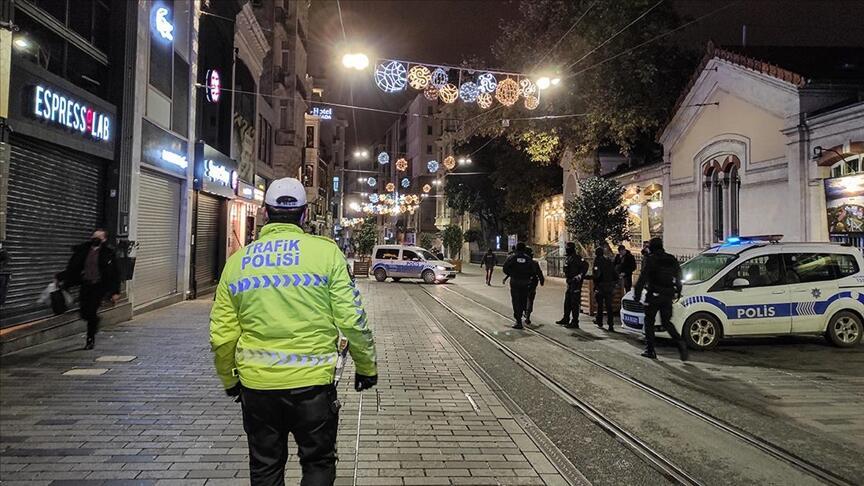 22 Haziran'da sokağa çıkma yasağı bitiyor mu, ne zaman kalkacak? Pazar günü sokağa çıkma kısıtlaması kalkıyor mu?