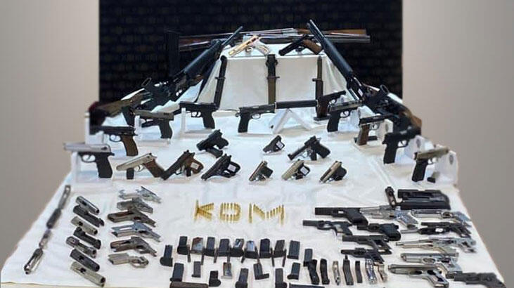 3 ilde silah kaçakçılarına operasyon! 24 gözaltı var