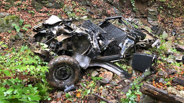 400 metrelik uçurumdan yuvarlandılar! 2 yaralı var