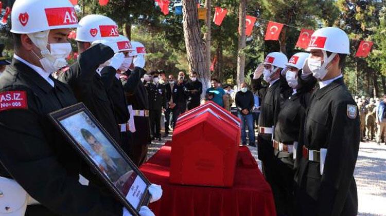 6 ay sonra şehit sayılan Uzman Onbaşı Kaya için yeniden tören düzenlendi
