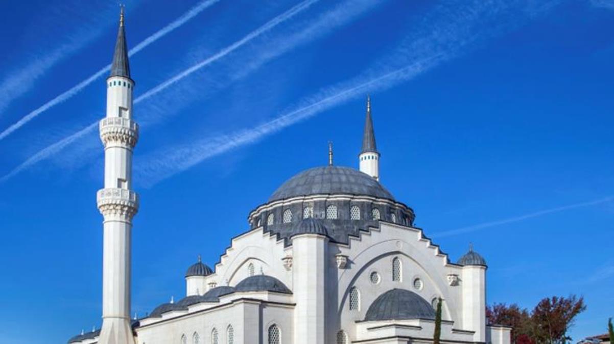 ABD'de bir ilk! Minneapolis şehrinde 5 vakit ezan okunmasına izin verildi