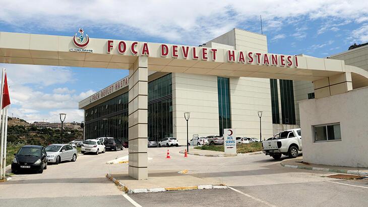Acil serviste sağlık çalışanına makasla saldırdı