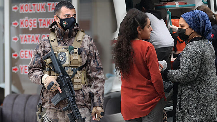 Adana'da silahlı kavga! 3'ü kadın 5 kişi yaralandı