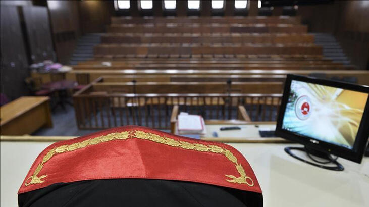 Adana'da terör örgütü PKK propagandası yapan 4 sanığa hapis cezası