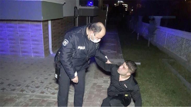 Ağlayarak haykırdı: Beni babamın mezarına götürün