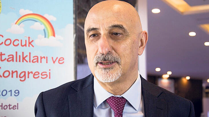 ‘Ailemle koşa koşa  aşı olmaya gideceğim’