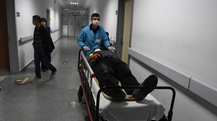 Aksaray'da işçi servisi devrildi! Yaralılar var