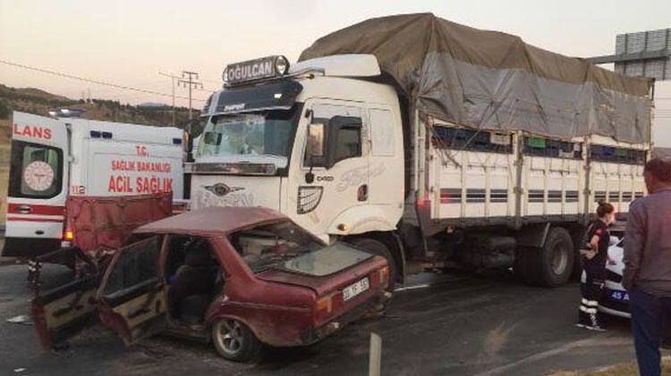 Alaşehir'de kaza: 1 ölü, 3 yaralı