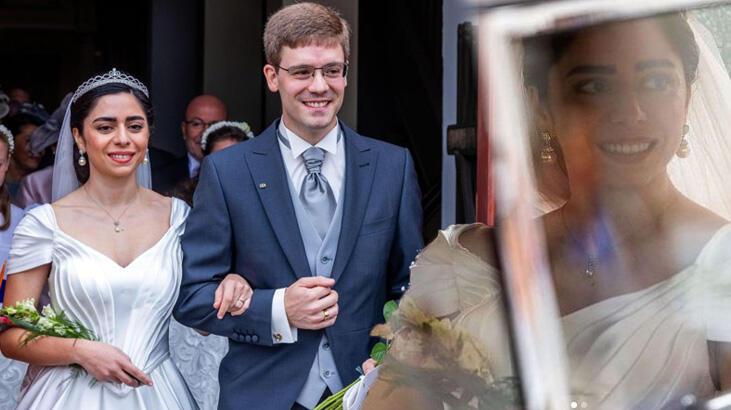 Almanya’da veliaht prens ile evlenen Mersinli Hande 'düşes' oldu