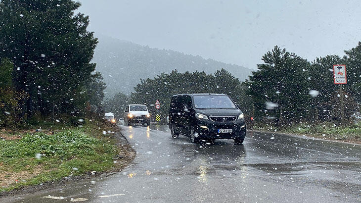 Anadolu Yakası'nda beklenen kar yağışı başladı