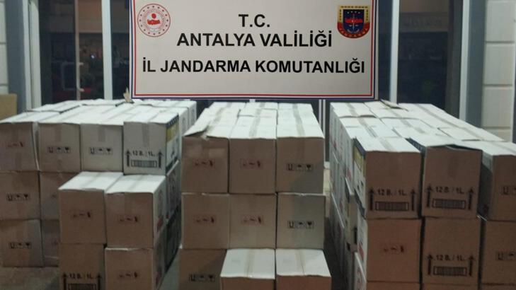 Antalya'da otelde 1498 litre sahte içki ele geçirildi