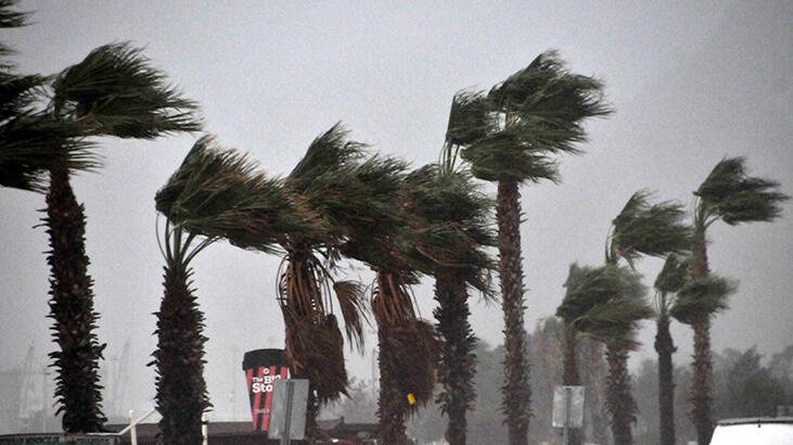 Antalya'da son 3 yılın yağış rekoru kırıldı