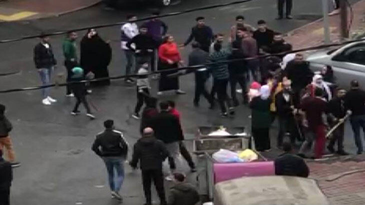Arnavutköy'de ortalığın savaş alanına döndüğü kavga kamerada