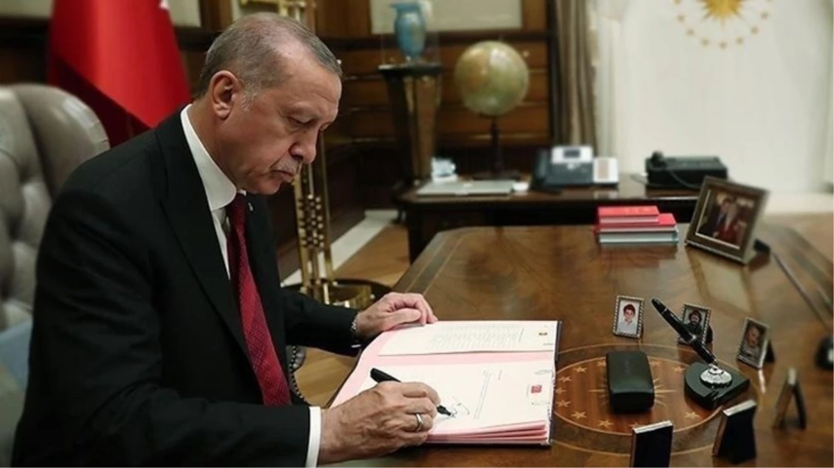 Atama kararları Cumhurbaşkanı Erdoğan'ın imzasıyla Resmi Gazete'de! Fahrettin Altun detayı dikkat çekti