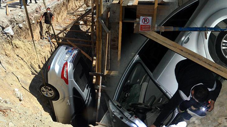 Avcılar'da otomobil, 6 metrelik inşaat çukuruna uçtu!
