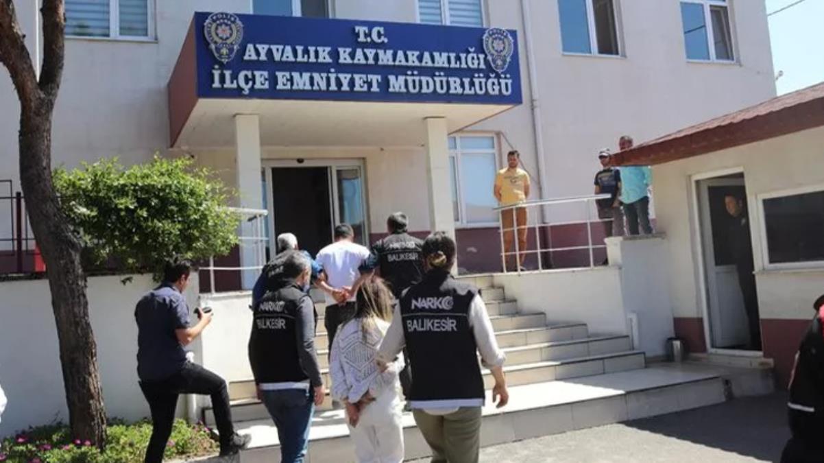 Ay Grubu' elebaşı ve sevgilisinin lüks yaşamı ortaya çıktı