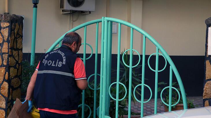 Ayağı kayınca balkon kapısına çarptı, camın boğazına saplanmasıyla öldü