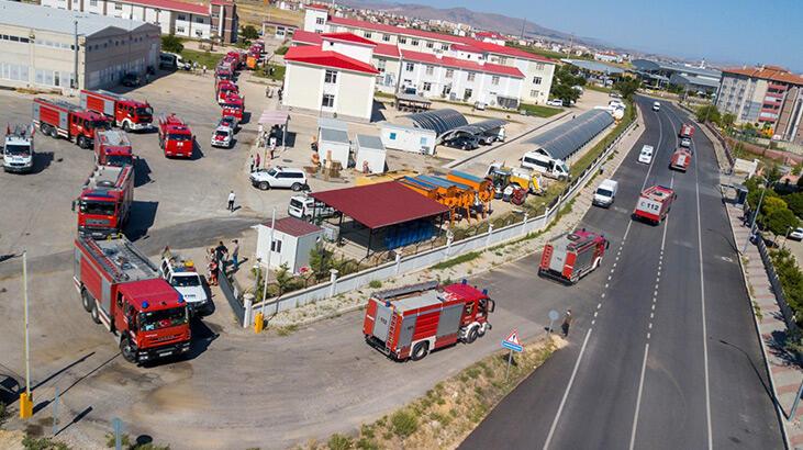Azerbaycan'dan gelen 53 araçlık konvoy Afyonkarahisar'a ulaştı