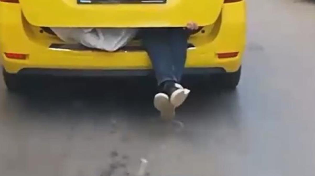 Bagajdaki garipliği fark eden telefona sarıldı! Polis, bu görüntüye 1861 TL ceza kesti