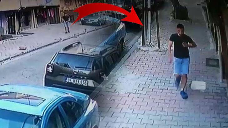 Bağcılar'da kameraya yakalandı! Sapık hırsız ifşa oldu