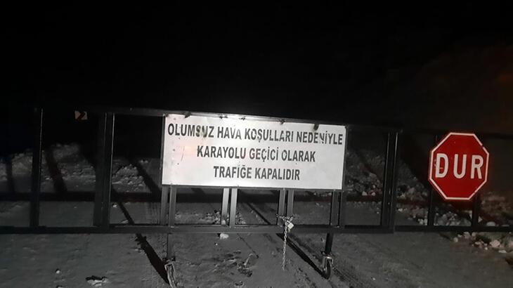 Bahçesaray yolu tekrar kapandı