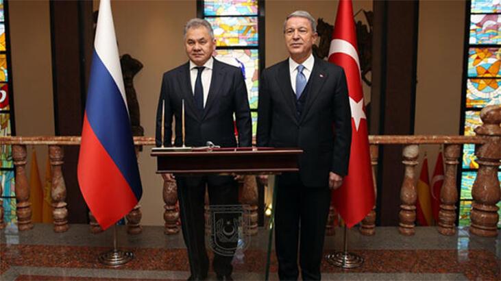Bakan Akar, Rus mevkidaşıyla görüştü! Ateşkes çağrısı