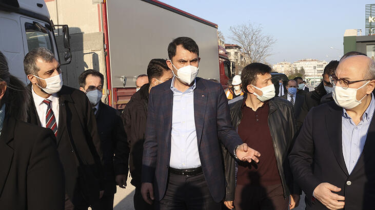 Bakan Murat Kurum, İzmir'de incelemelerde bulundu