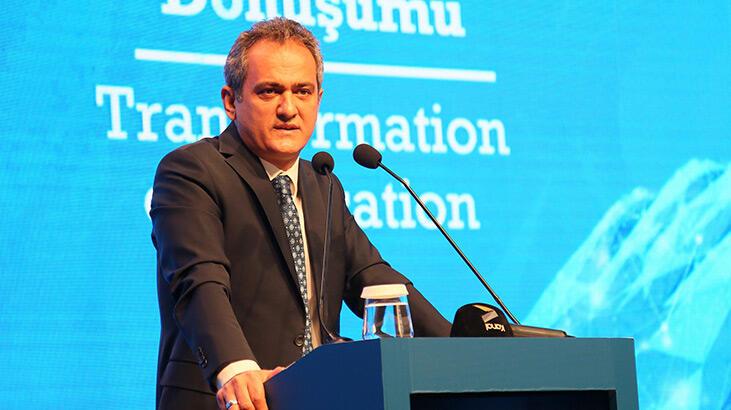 Bakan Özer'den 'Yüz yüze eğitime devam edeceğiz' açıklaması