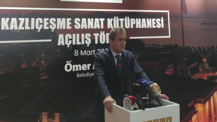 Bakan Özer'den Zeytinburnu'na 'Güzel Sanatlar Lisesi' müjdesi