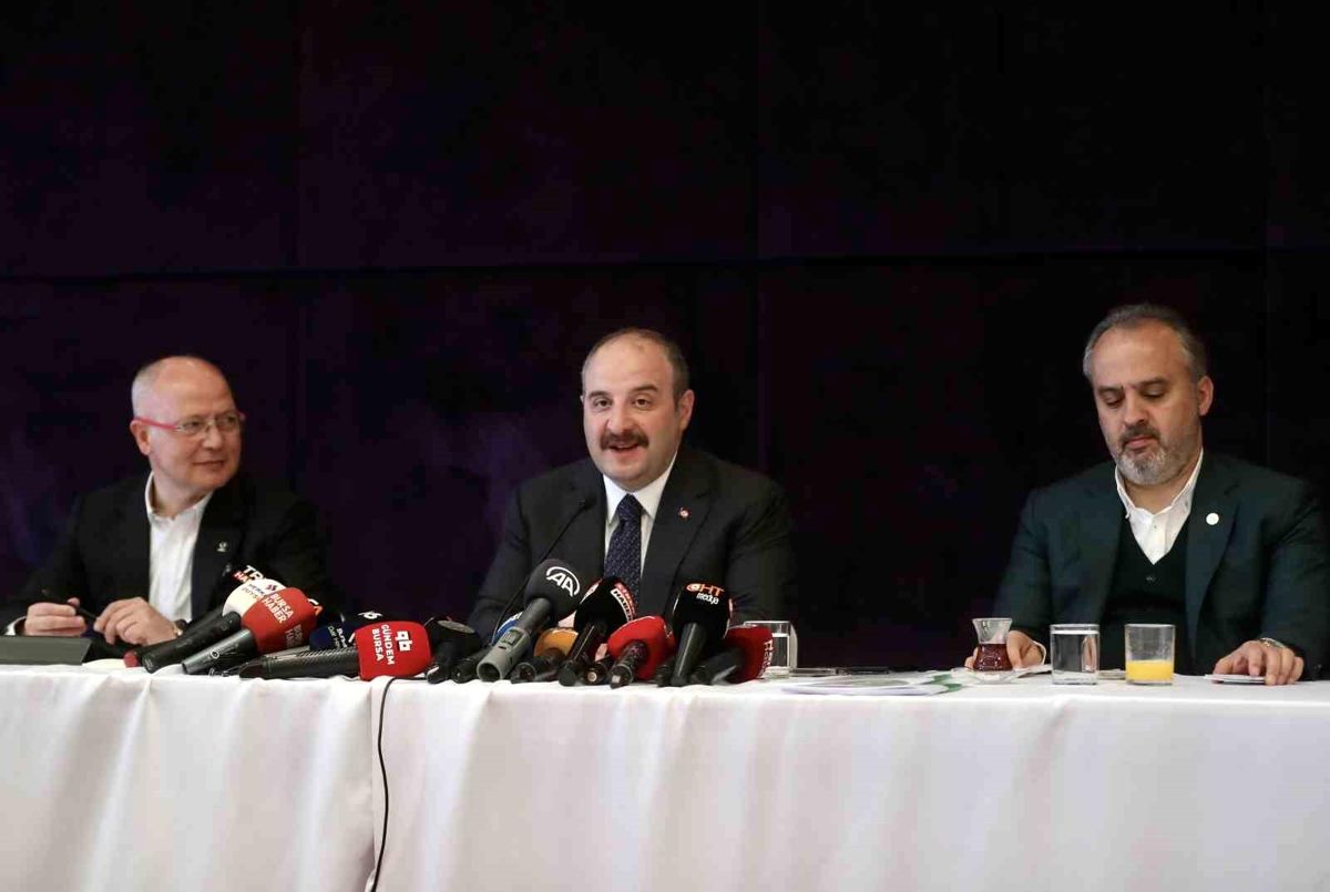 Bakan Varank: 