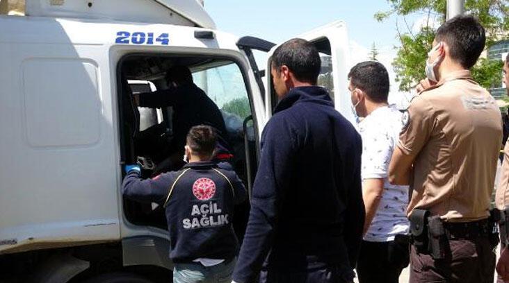 Balyozla camı kırılan kamyonda ölü bulundu