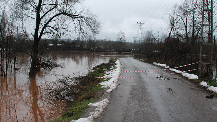Bartın Irmağı'nın su seviyesi 2 günde yükseldi!