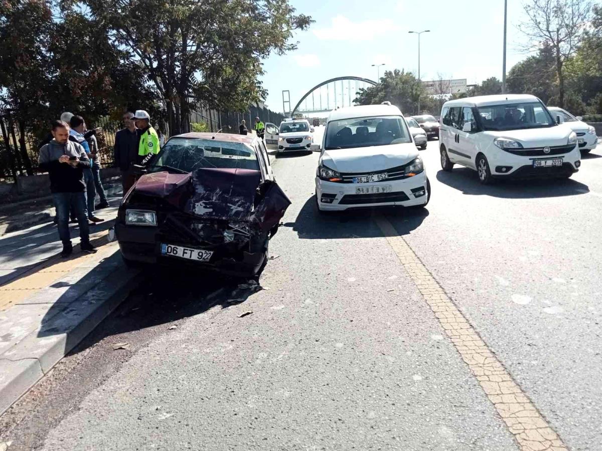 Başkentte zincirleme trafik kazası: 2 yaralı