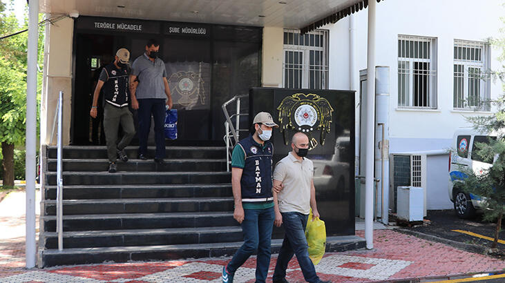 Batman'da FETÖ'nün askeri mahrem yapılanmasına operasyon: 5 gözaltı