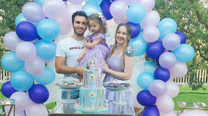 Bebeği sezaryenle alınan Özge, koronavirüse yenik düştü